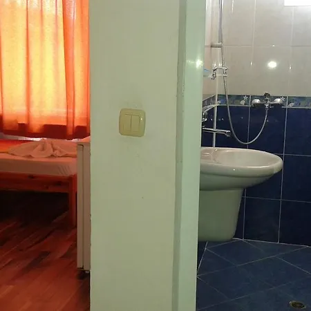 Zora ゲストハウス *