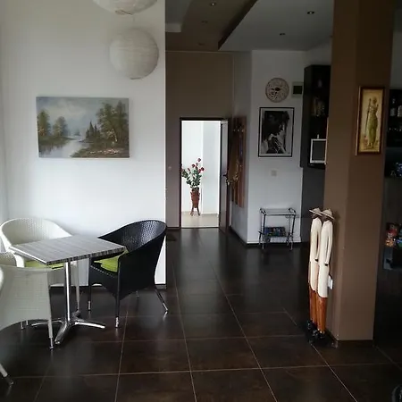 Zora ゲストハウス