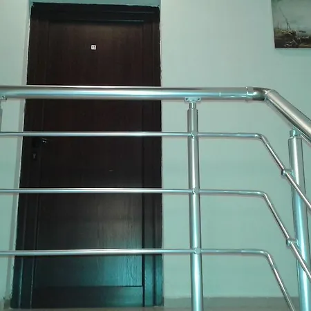 Zora ゲストハウス プリモルスコ