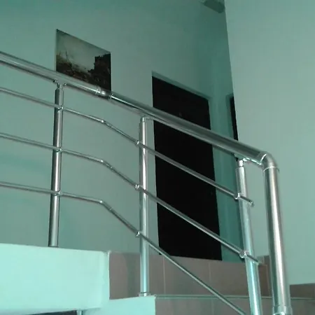 Zora ゲストハウス