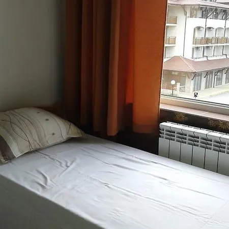 Zora ゲストハウス