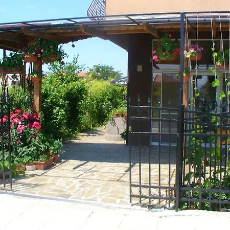 ゲストハウス Zora