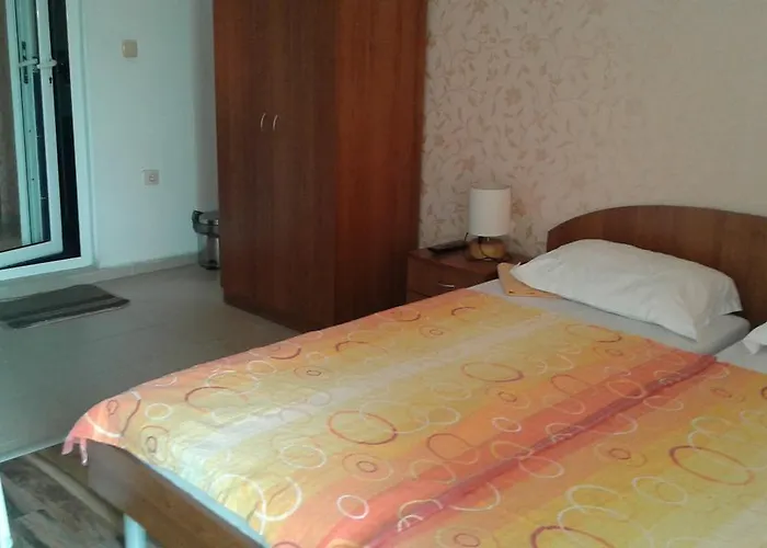 Zora Gæstehus *