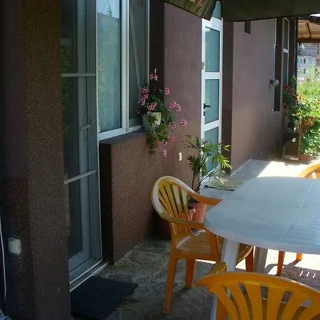 Affittacamere Zora *