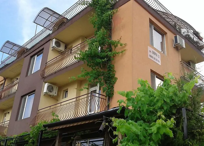 Zora Гостевой дом Приморско